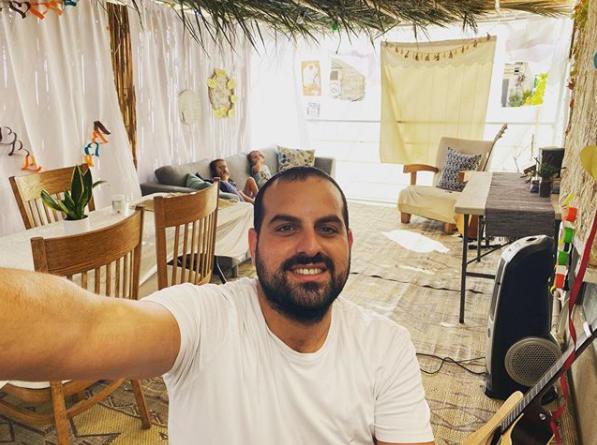 של מי הכי נאה? הצצה לסוכות של הסלבס