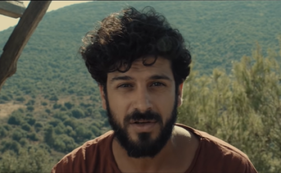 צפו: כל מה שצריך לדעת על 'שעת נעילה' ב-90 שניות