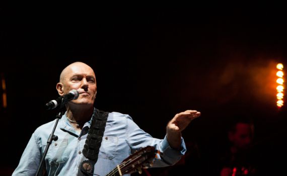 צפו: שלומי שבת מגיב ל'פייק ניוז' על פטירתו