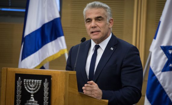 לפיד: "תאמינו רק למי שהוכיח לכם, אפשר לנצח"