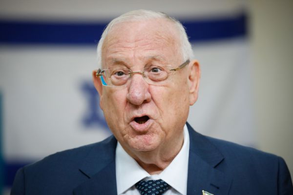 "ההנחיות לא נגד הדת אלא בכדי לשמור על נפשותינו"