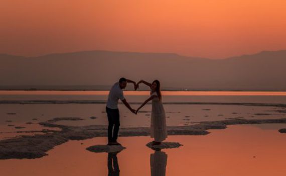 דייטים בתקופת קורונה: האוצר שמתחת לגשר