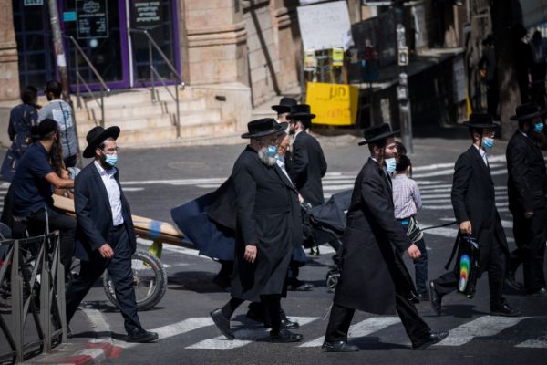 אחד בפה ואחד בלב: התקשורת החרדית בקורונה