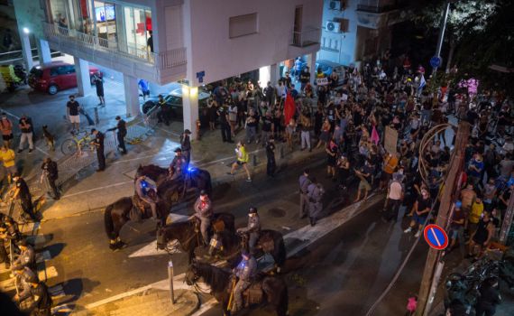 עימותים במחאה נגד נתניהו: 38 מפגינים נעצרו