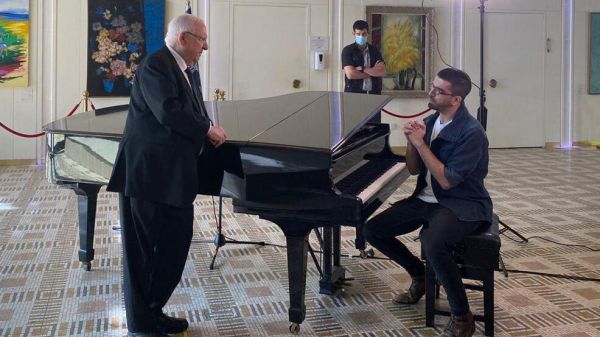 מפתיע: חנן בן ארי ונשיא המדינה בדרך לפסטיגל. צפו