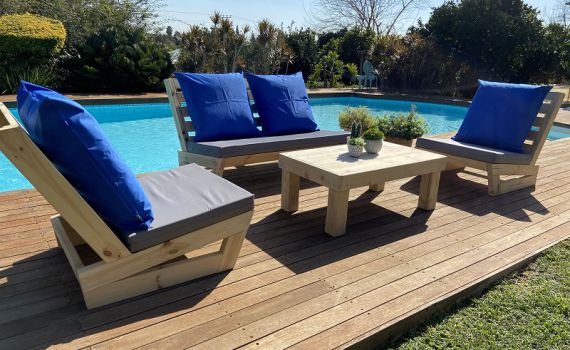 איך לשדרג את הגינה שלכם עם פינת ישיבה של פסים