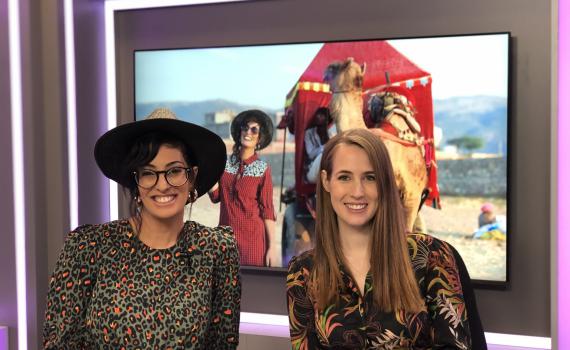 מדברות אופנה: ראיון עם המעצבת שחיה בהודו. צפו