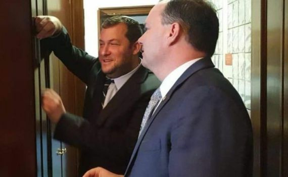 הסנאטור חלה בקורונה, דגן קרא להתפלל לרפואתו