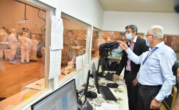השר ביקר במחלקת קורונה, וחולה נפטר: "זה מצמרר"
