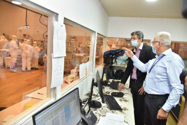 השר ביקר במחלקת קורונה, וחולה נפטר: "זה מצמרר"