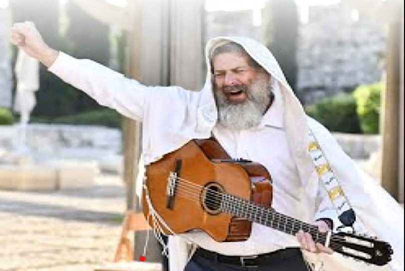 צפו ליל הושענא רבא באווירה חסידית • צפו