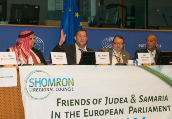 "האיחוד האירופי מיישר קו עם הרצחנות של אבו מאזן"