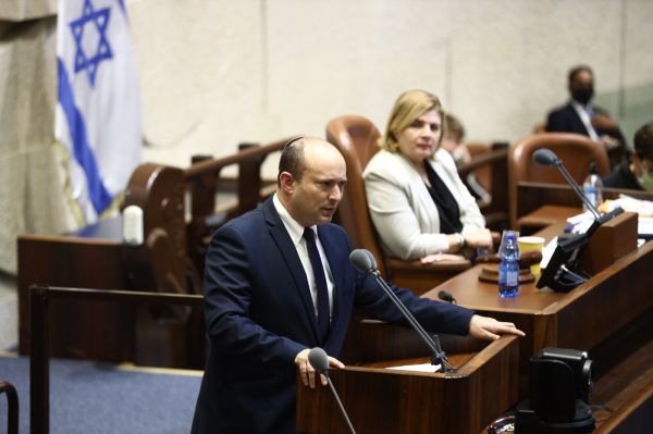 "לא חלק מהאובססיה הלפידאית, נתמוך בההסכם"