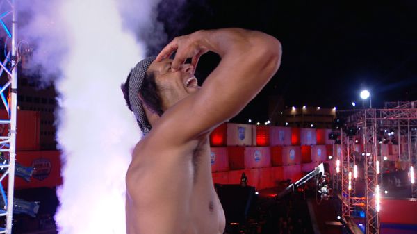 אסף גורן: "לא רציתי להרטיב את הפאות". צפו