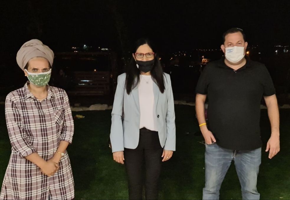 "לחבר את הישובים הצעירים למים וחשמל"