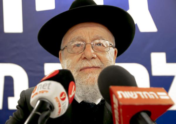 הרב דב ליאור מבקש: עזרו למוסדות מערת המכפלה