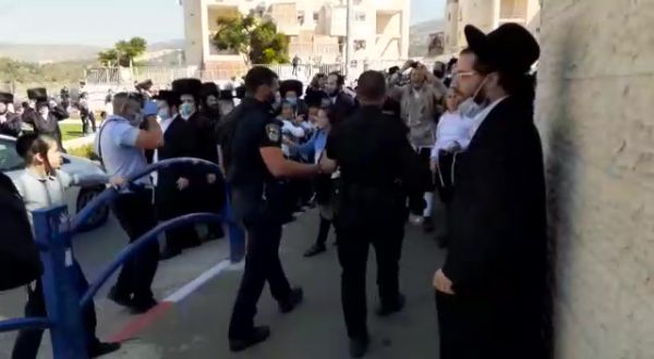 צפו; שוב אלימות: עימותים בסוכת בית כנסת בבית שמש
