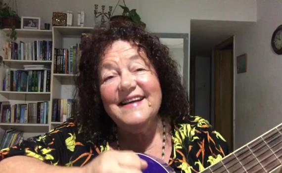 "מתפללת עליך": לאה שבת במסר מרגש לאחיה שלומי