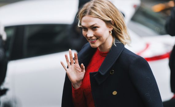 בקרוב אצלנו? כך הכוכבות של ארה"ב מעודדות להצביע