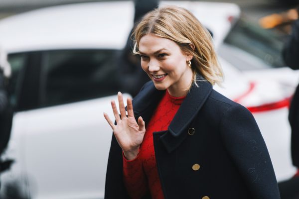 בקרוב אצלנו? כך הכוכבות של ארה"ב מעודדות להצביע