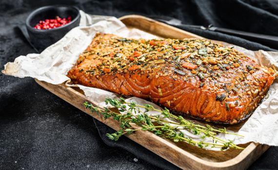 סורגים חג: מתכון לסלמון חגיגי מ-5 מרכיבים בלבד