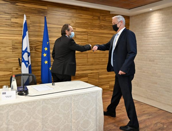 גנץ לנציגי האיחוד האירופי: לא להסכם עם איראן