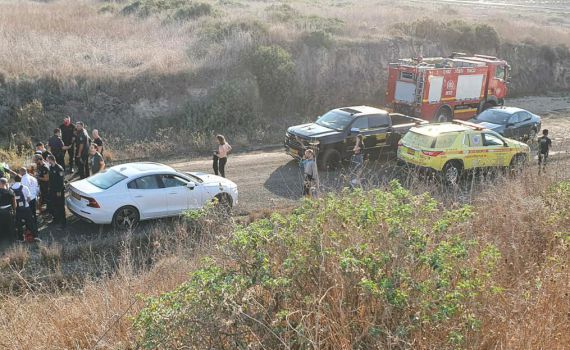 צנחן התרסק על המצוק בחוף הכרמל; מצבו קשה