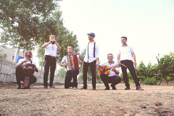 צפו: הלהקה הסרוגה חוגגת 35 שנה בסינגל חדש