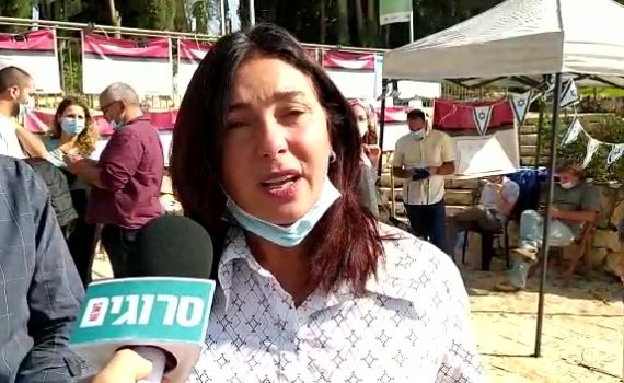 מירי רגב לסרוגים: "בוא נבדוק את בני גנץ"