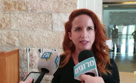 סתיו שפיר לסרוגים: "זו ממש שחיתות מהמקפצה"