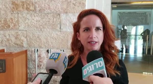 סתיו שפיר לסרוגים: "זו ממש שחיתות מהמקפצה"