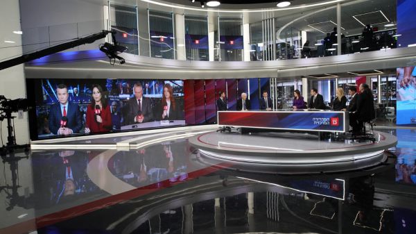 העיתונאי הסרוג עוזב את גל"צ ועובר לחדשות 13