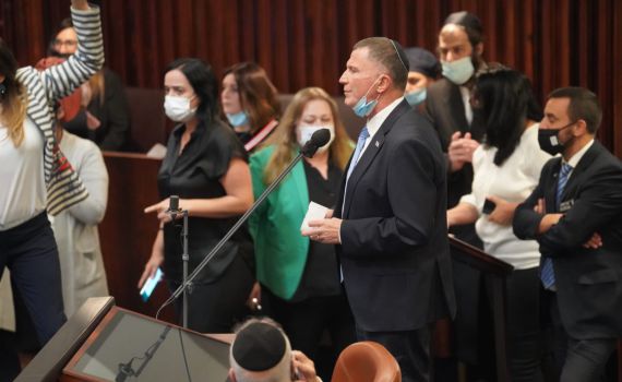 אדלשטיין משך הצעת חוק תוך כדי הצבעה עליה