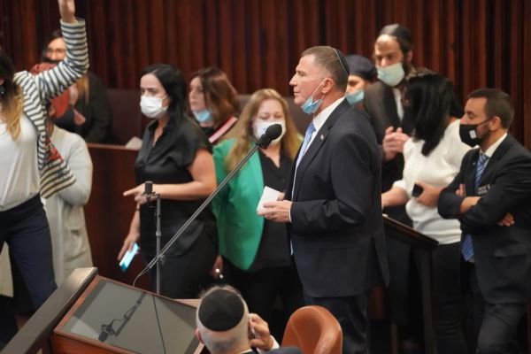 אדלשטיין משך הצעת חוק תוך כדי הצבעה עליה