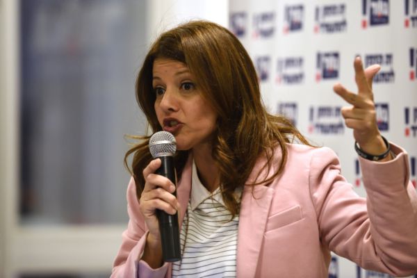 "בריון תקשורתי": אורלי לוי חסמה את העיתונאי הבכיר