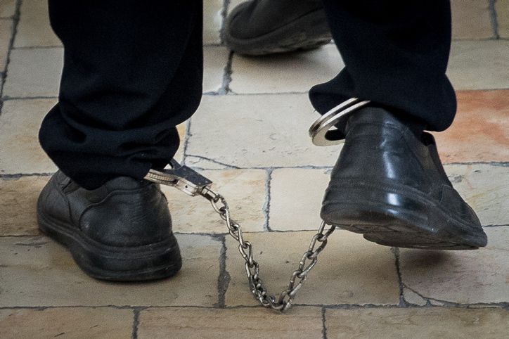 מקורבי הרב החשוד בעבירות מין הוציאו דין מוסר