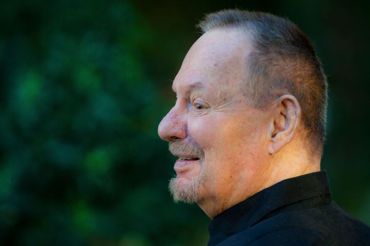 נכדו של בן גוריון קילל את נתניהו בטקס לסבו. צפו