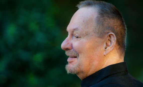 נכדו של בן גוריון קילל את נתניהו בטקס לסבו. צפו