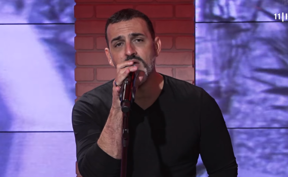 צפו: החידוש המרגש של קובי אפללו אחרי "שעת נעילה"