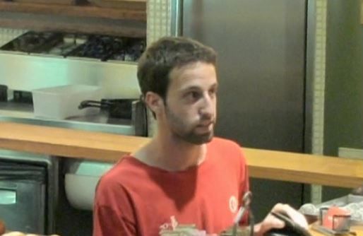 הח"כ תועד במצלמה נסתרת וריגש את הרשת. צפו