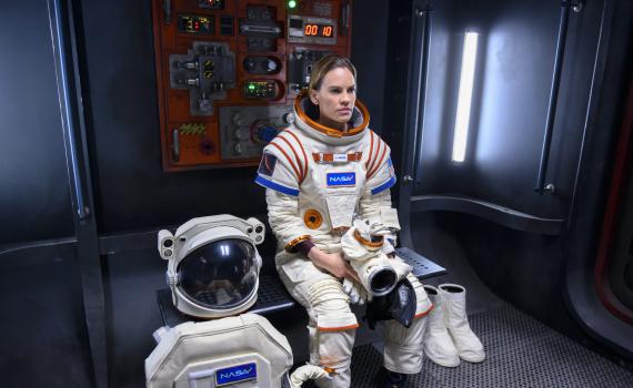 הרחק: סדרה פמיניסטית (כמעט) מושלמת