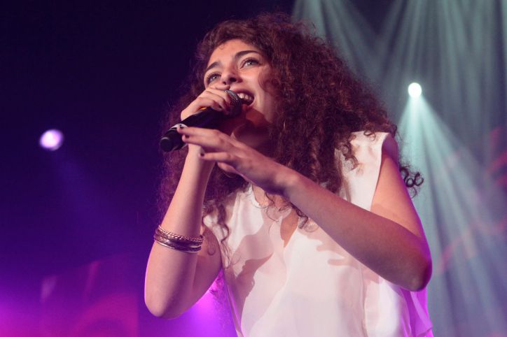 האזינו: שיר חדש לרוני דלומי עם אמיר ובן