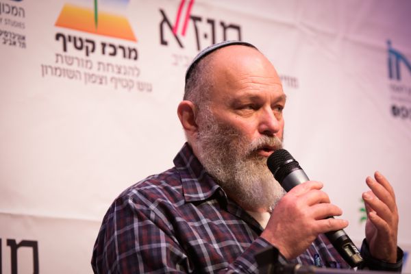 בשל דעות ימניות; עוד ארגון נגד מינוי אפי איתם ביד ושם
