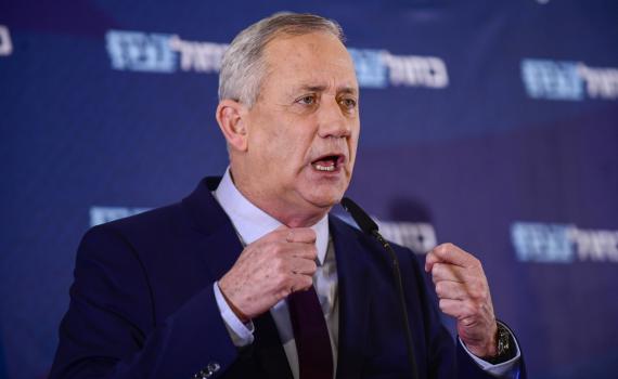 גנץ: אתמודד בראשות כחול לבן – מי שרוצה שילך