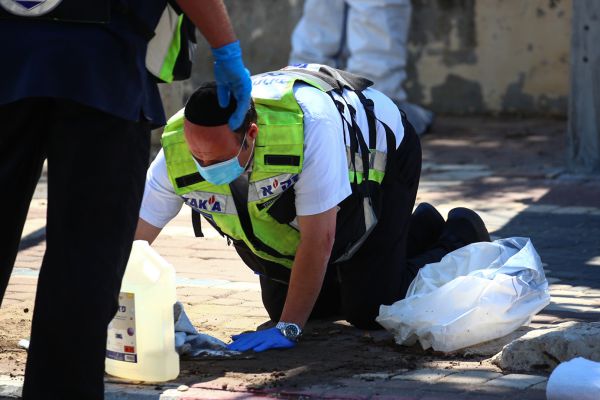 אשדוד: בן 25 נדקר בשדרות הפרחים בעיר – מצבו קשה