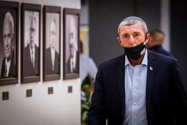 פרץ: ״מחר בערב קובעים לזום עם סבא וסבתא״