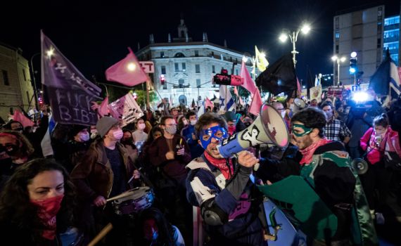 לראשונה: כתב אישום הוגש למפגינים נגד נתניהו