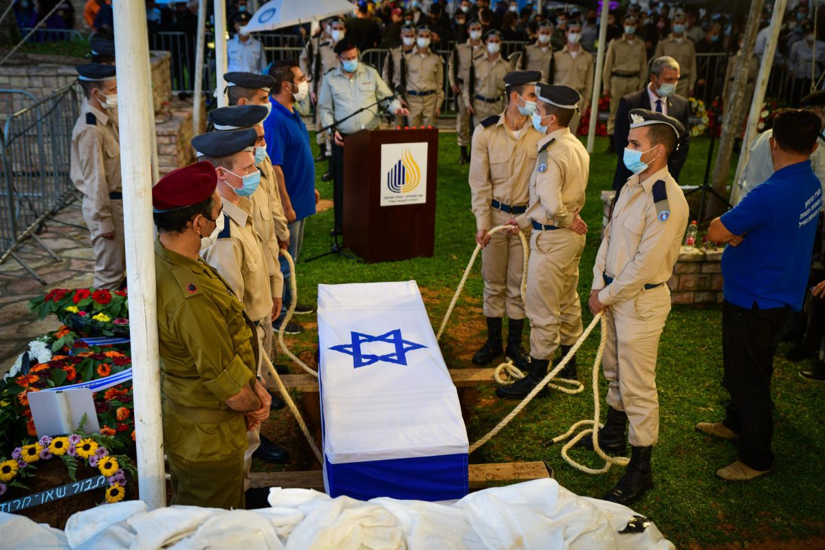 "המומים וכואבים": הרוגי ההתרסקות הובאו למנוחות