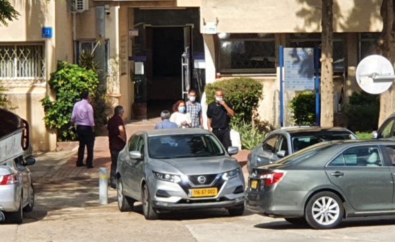 התובעת במשפט נתניהו נחקרה בחשד לעבירות בנייה