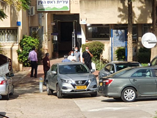 התובעת במשפט נתניהו נחקרה בחשד לעבירות בנייה